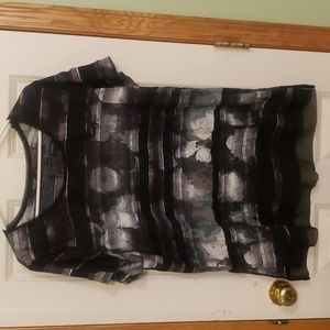 Simply Vera Wang shirt with black gauze trim